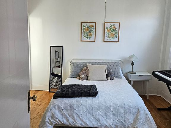 3rd image of 312 E Genesee St APT 2
