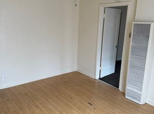 221 W 55th St #4, Los Angeles, CA 90037