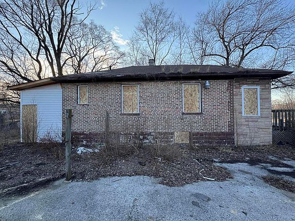 3rd image of 1105 W 15th Ave