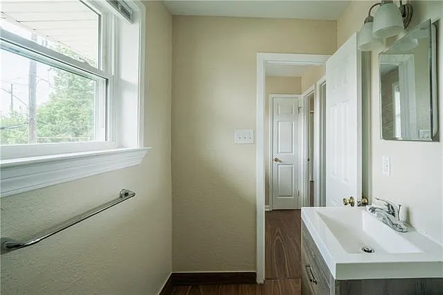 1621 Caton Ct — Photo 19
