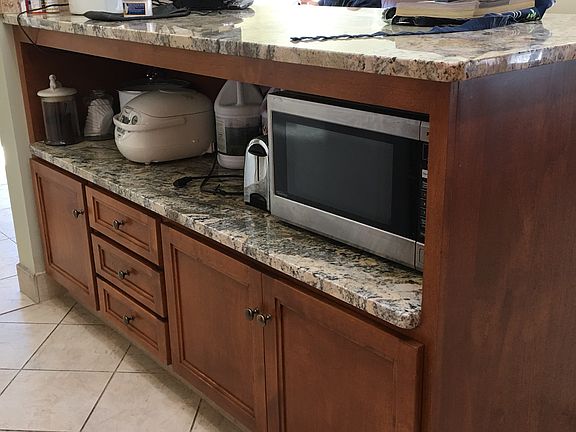 Storage Nook w/Granite