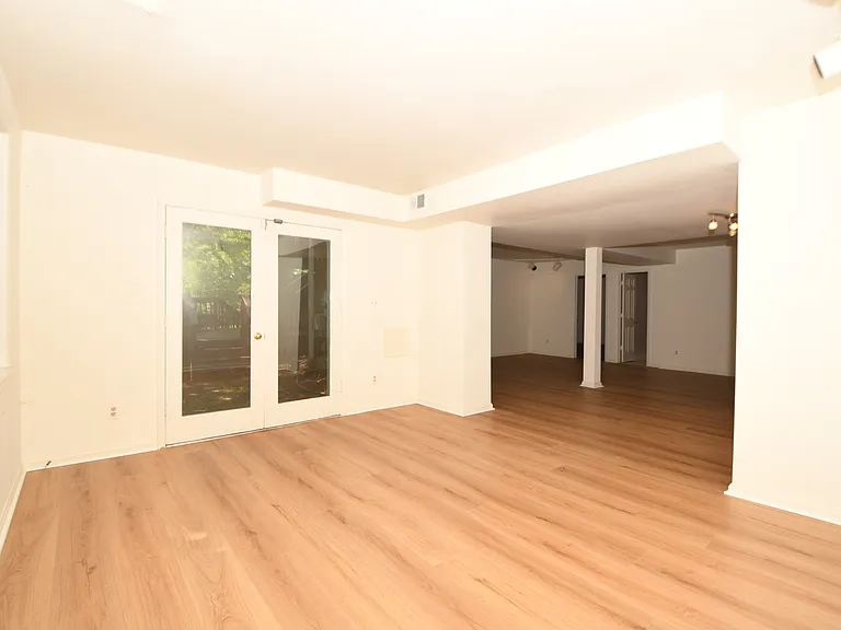 26 Holly Leaf Ct — Photo 40