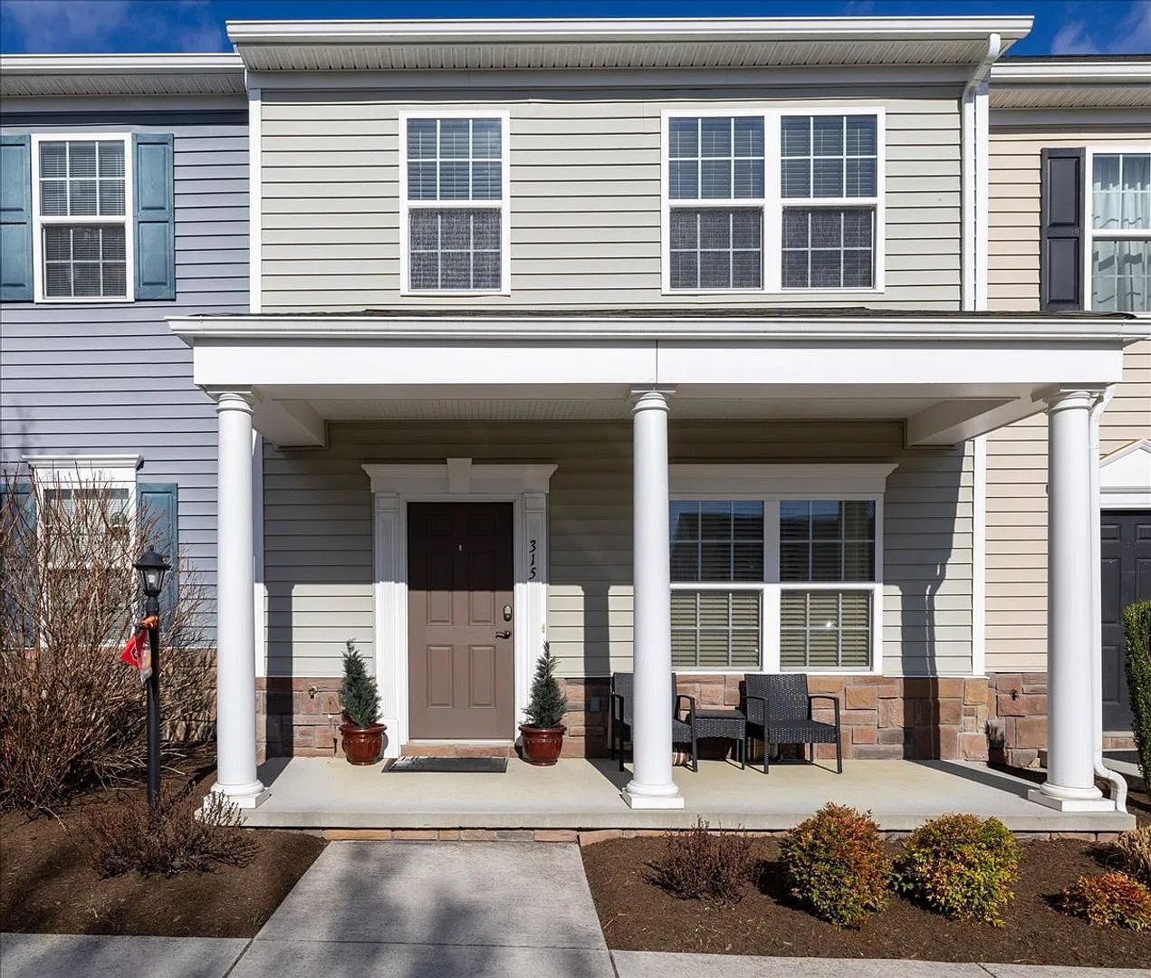 Charming Townhouse in Christiansburg — Photo 2