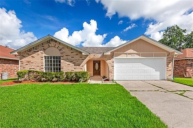 1st image of 2409 Pointmere Dr