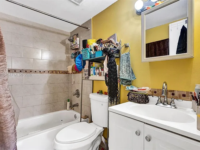 8145 NW 7th St #315 — Photo 18
