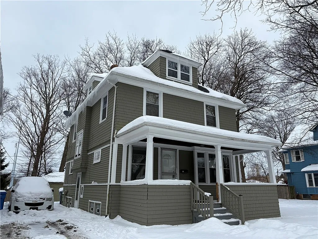 416 Augustine St photo 1