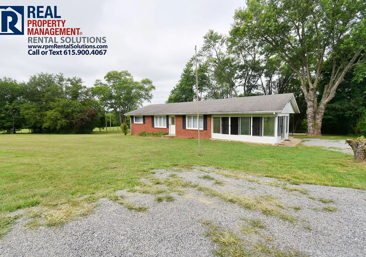Adorable 3 bd 1.5 ba home in Arrington! Washer/Dryer included! — Photo 2
