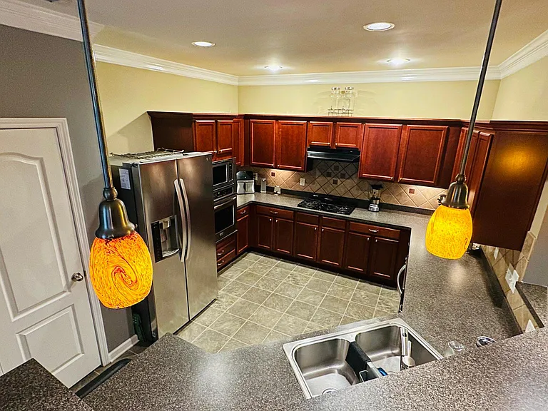 510 Camden Yards Way — Photo 3