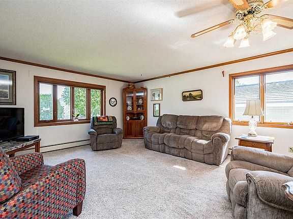 4th image of 1937 Delwood Dr