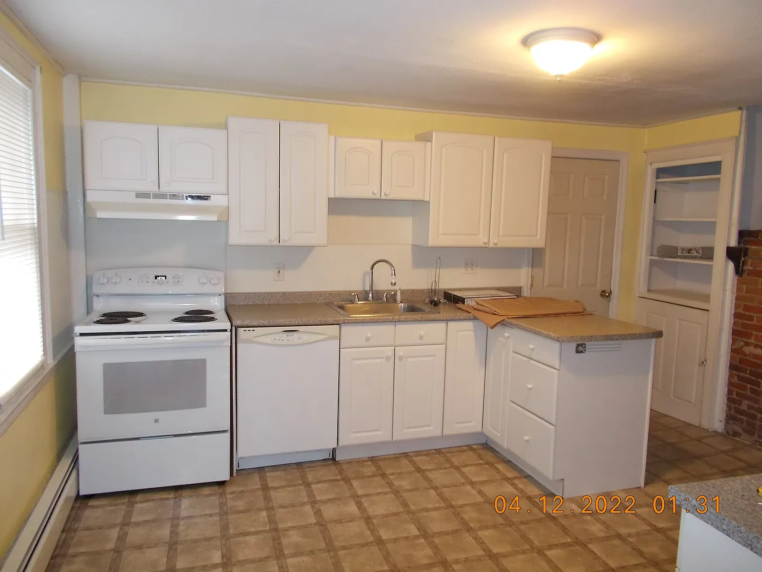 0 Fruit Pl — Photo 2