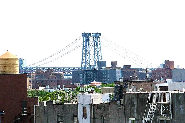 Sold by R New York | media 2