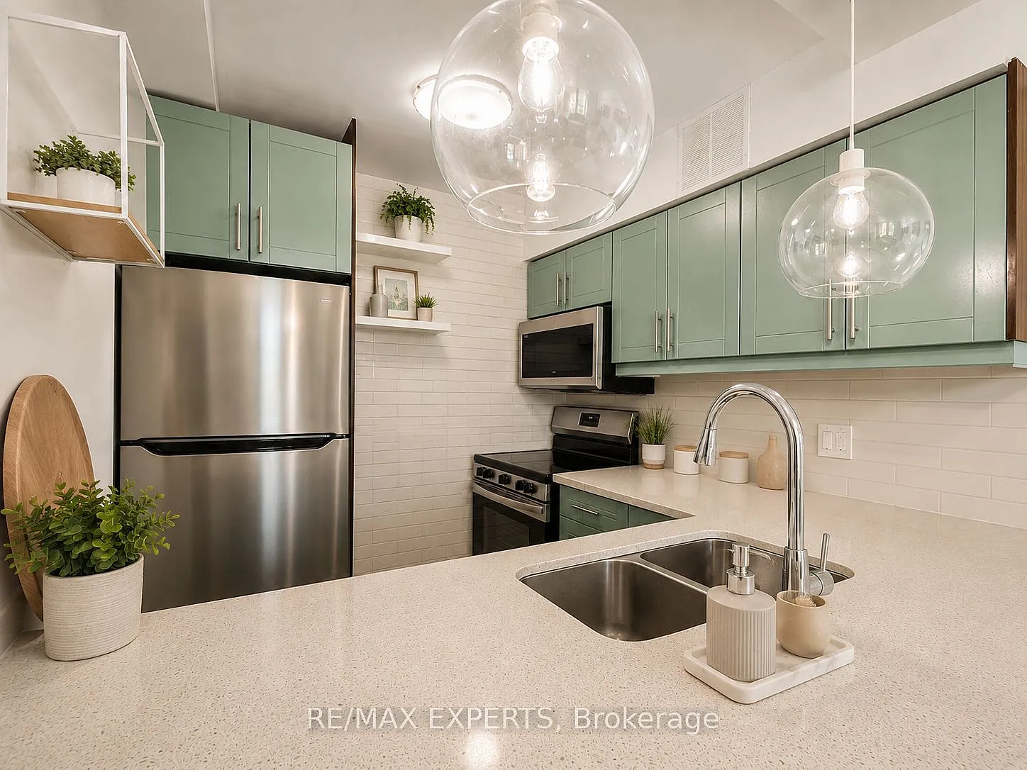 2 bed, $2,575 — Photo 4