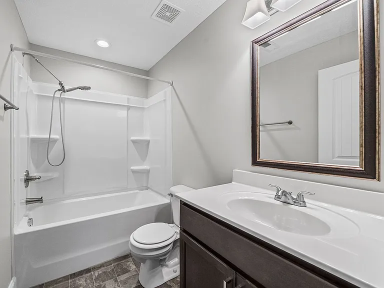 169 Bonnell Dr — Photo 23
