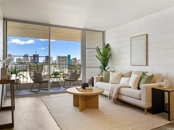 910 Kapahulu Ave APT 807, Honolulu, HI 96816