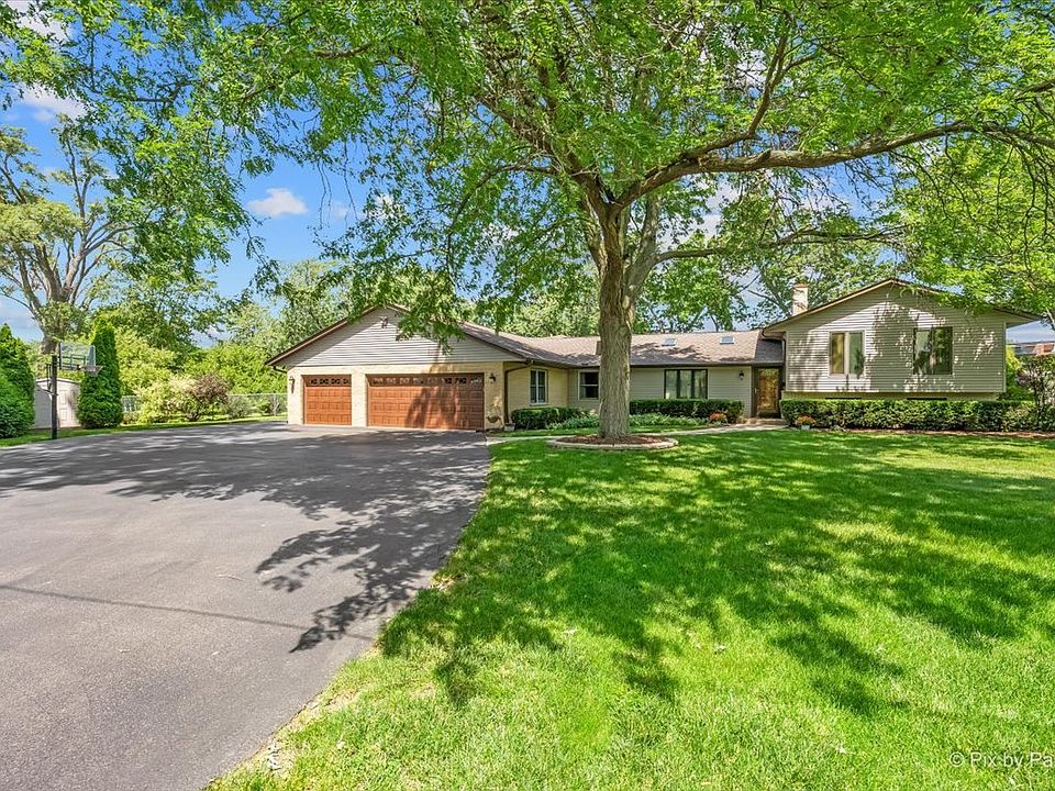 1st image of 152 Jacquelyn Dr