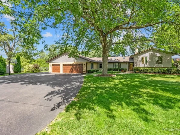 152 Jacquelyn Dr, Bensenville, IL 60106