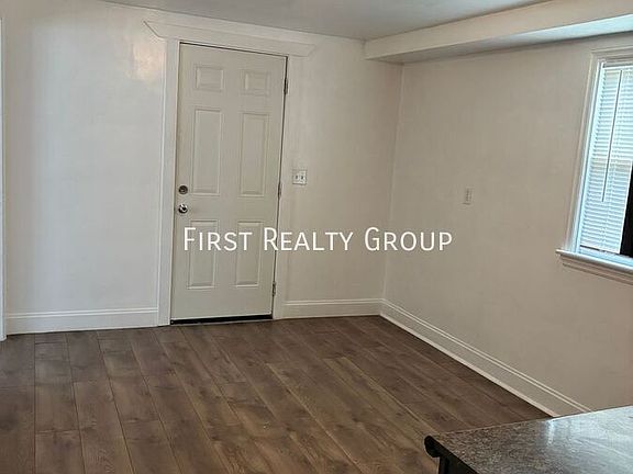 4th image of 3858 Haney Rd #B