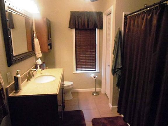 5th image of 410 Briarwood Dr