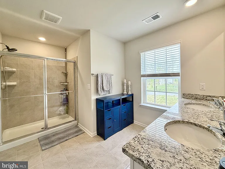 311 Rock Raymond Dr — Photo 22