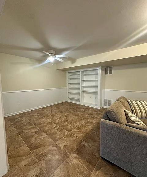 11021 Naples Ct #BASEMENT — Photo 6