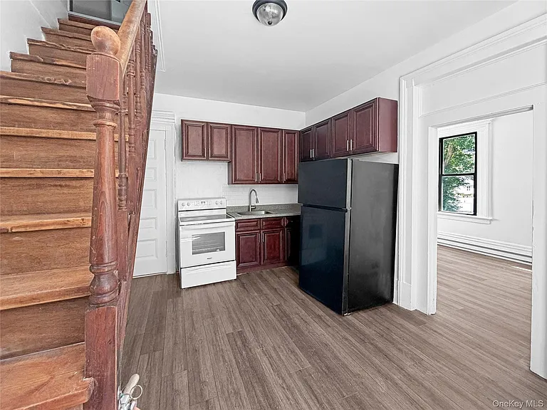 3604 Lexington Ave #2 — Photo 2