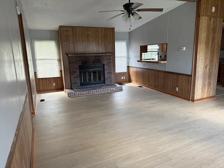 970 Whippoorwill Way — Photo 2