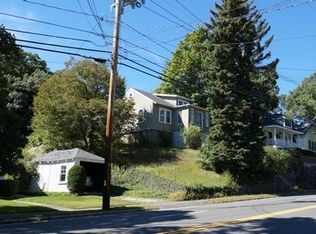571 Main St, Stoneham, MA 02180