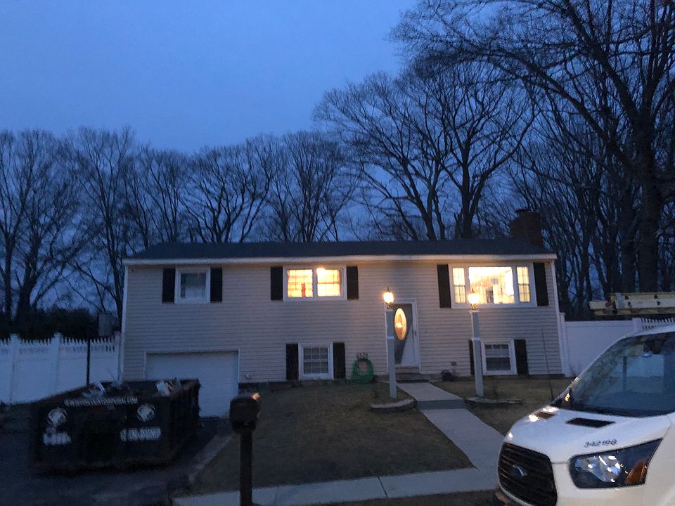 1st image of 84 Monterey Dr