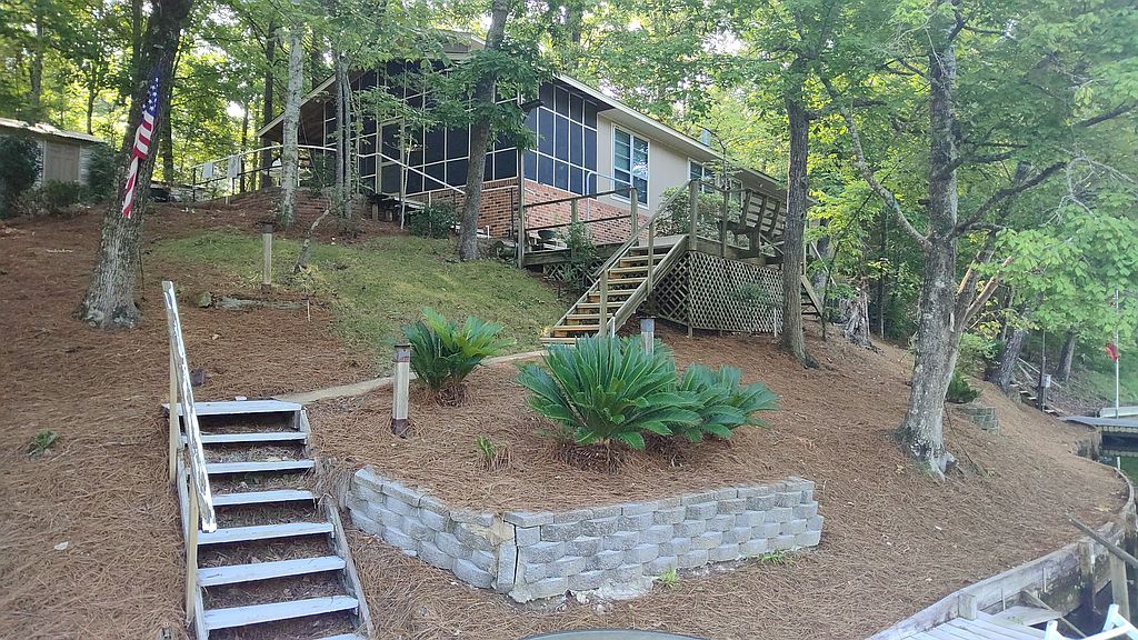 664 Cartwright Rd - Property Image