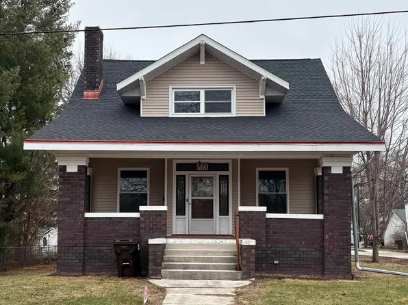 560 N Crafford St, Bushnell, IL 61422