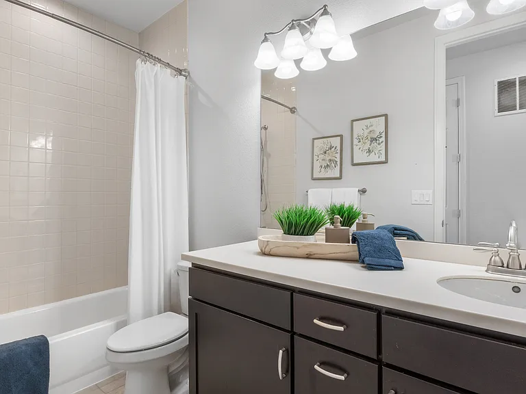 5859 Leon Young Dr — Photo 22