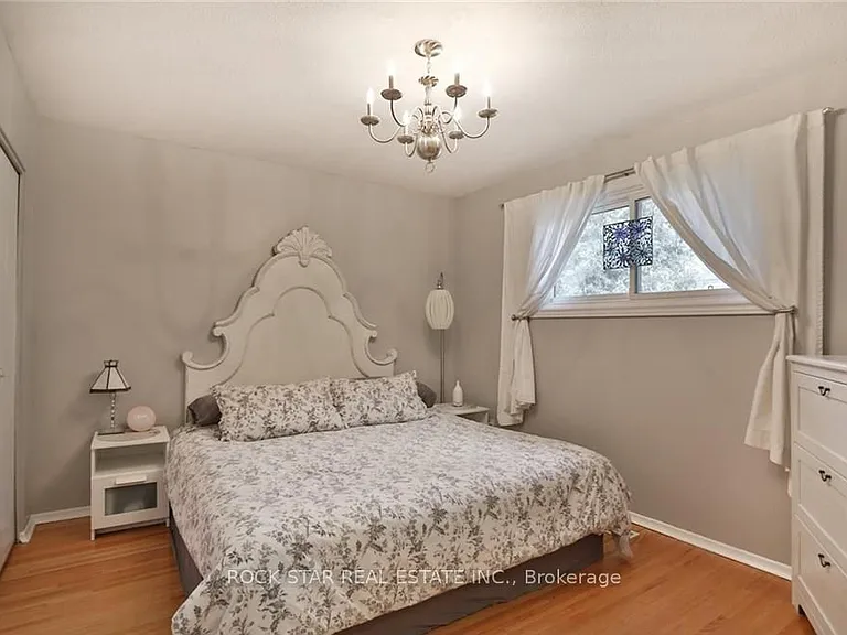 442 Greenhill Ave — Photo 8