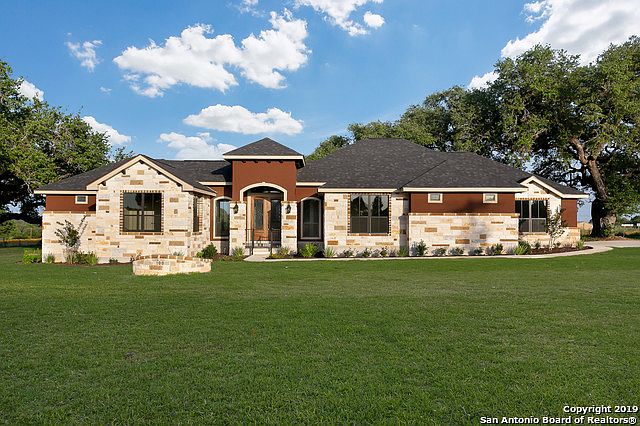 1st image of 100 Abrego Lake Dr