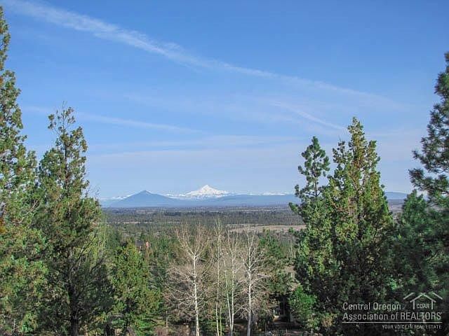 1st image of 3305 NW Panorama Dr