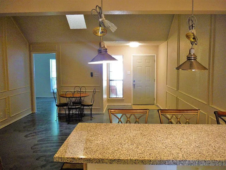 221 Hood St — Photo 18