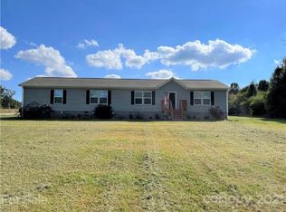 32 Liberty Estates Ln, Taylorsville, NC 28681
