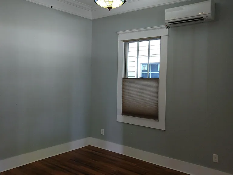 807 Monroe Dr NE #B — Photo 4