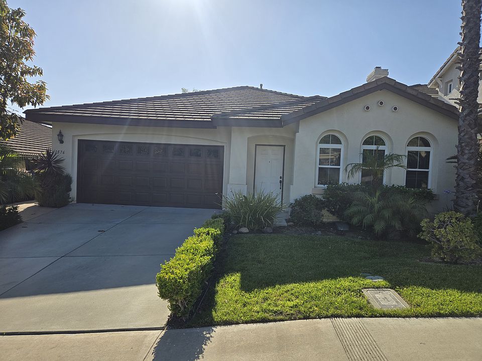 1st image of 1576 Loma Alta Dr