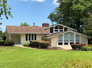 1131 Abingdon Rd, Virginia Beach, VA 23451