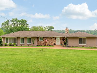 210 Sterling Rd, Hendersonville, TN, 37075
