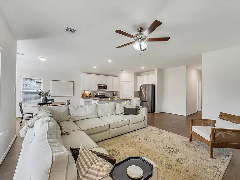 32303 Cedar Crest Dr — Photo 9