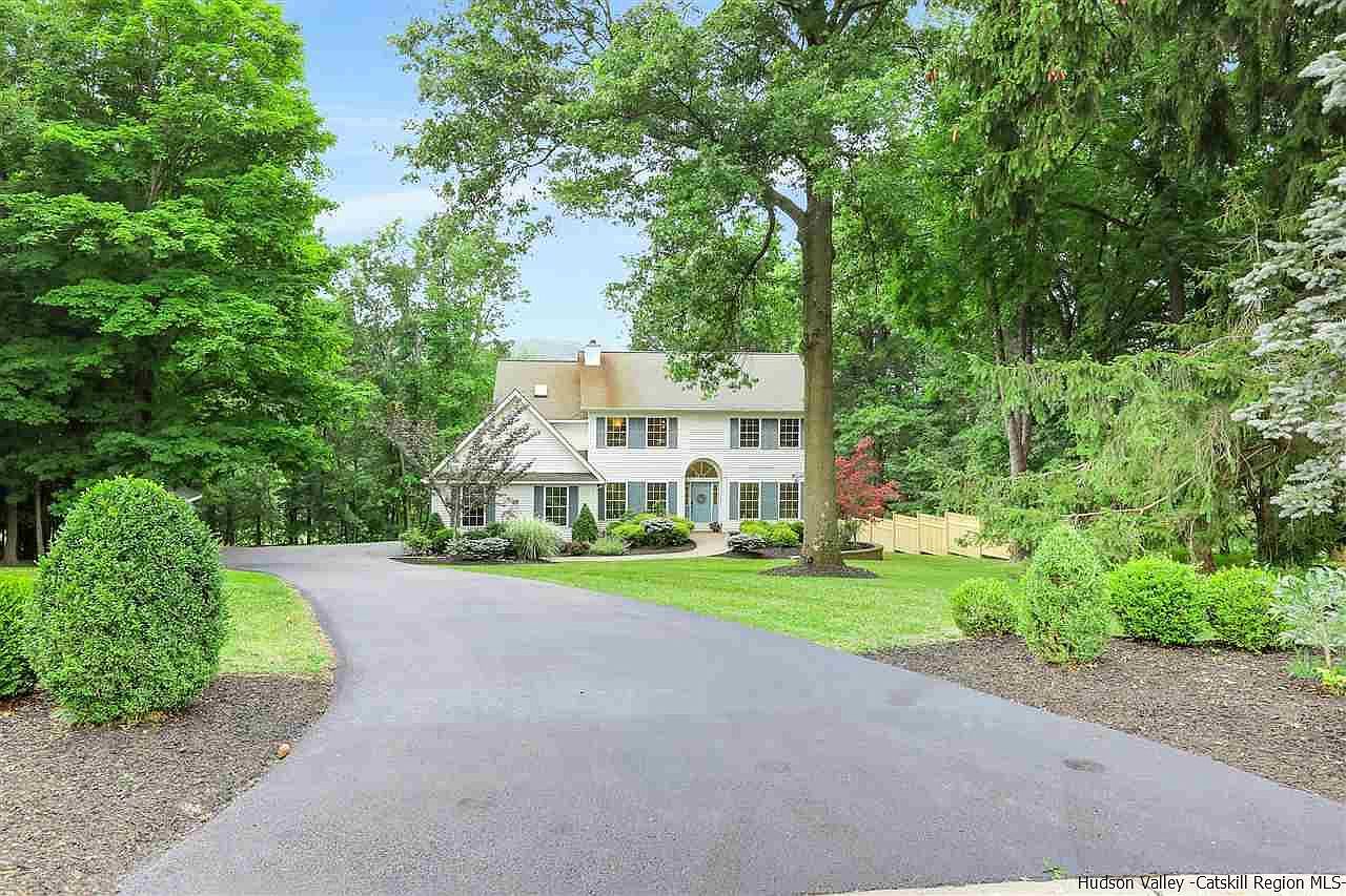 13 Pinecrest Road, Salisbury Mills, NY 12577 | Zillow