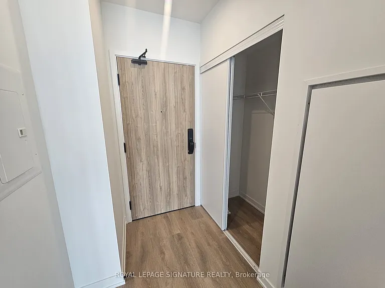 1 Fairview Rd E #3106 — Photo 2