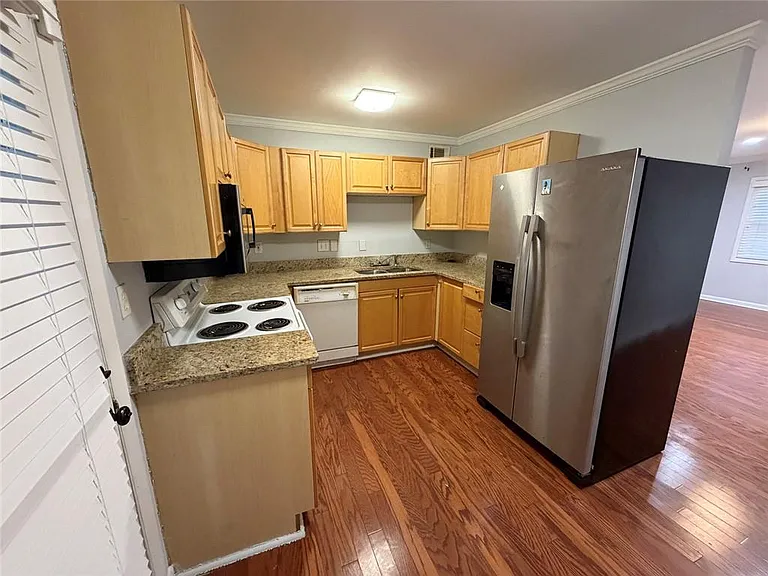 789 Jordan Ln #2 — Photo 6
