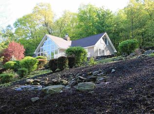 103 Deer Run Rd, Red Hook, NY 12571