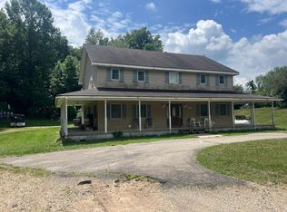 1862 E Elm Valley Rd, Buchanan, MI 49107