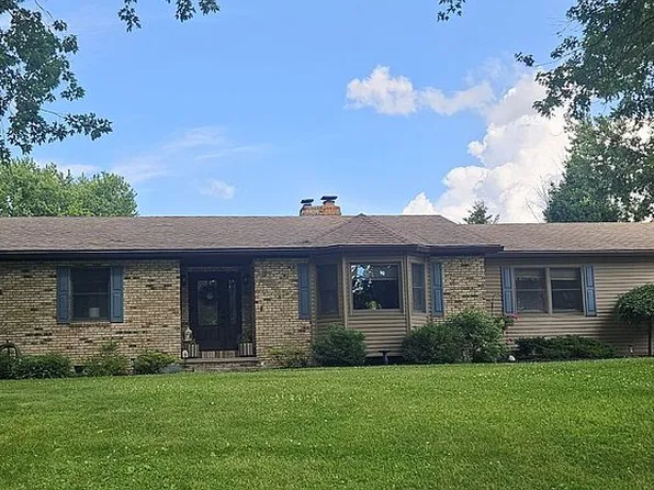 10750 Springwater Dr, Mount Vernon, OH 43050