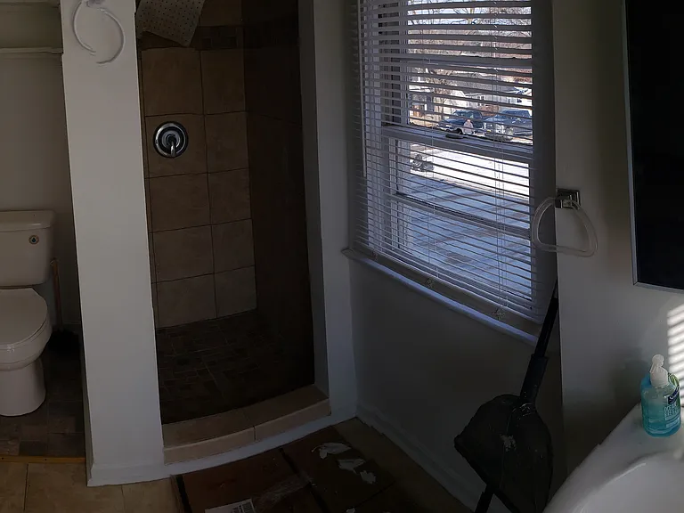 201 H St #2 — Photo 10