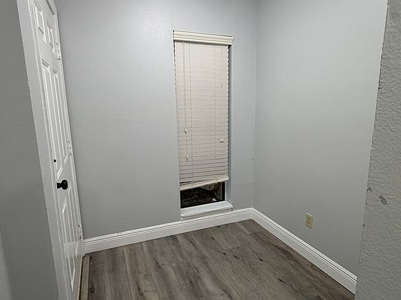 3rd image of 1442 Highland Ridge Cir