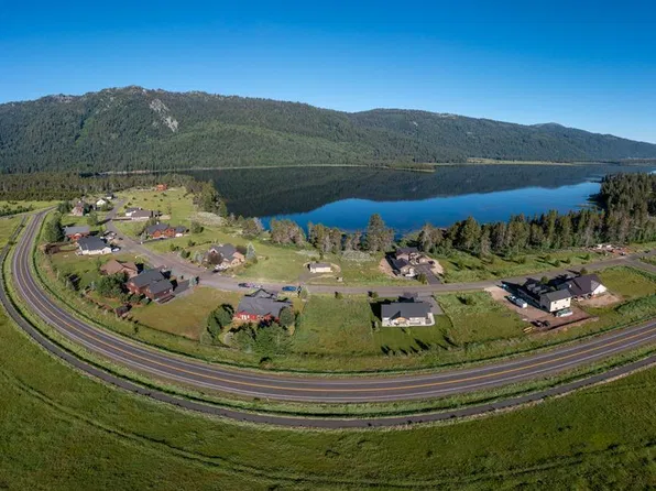 13145 Hawks Bay Rd, Donnelly, ID 83615
